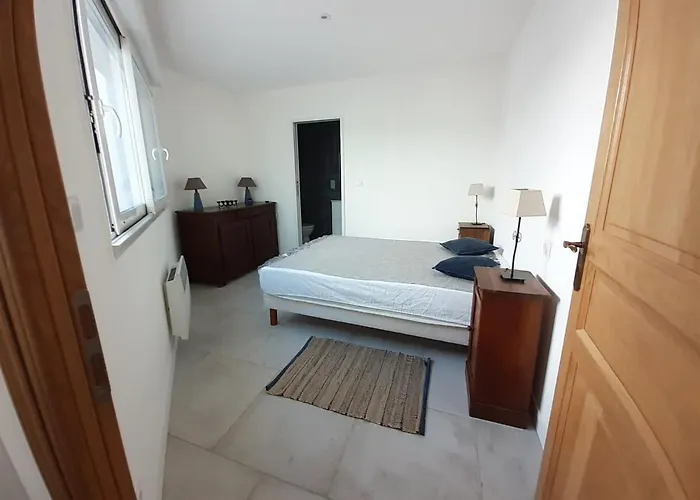 L Ilot Grec * 滨海圣帕莱